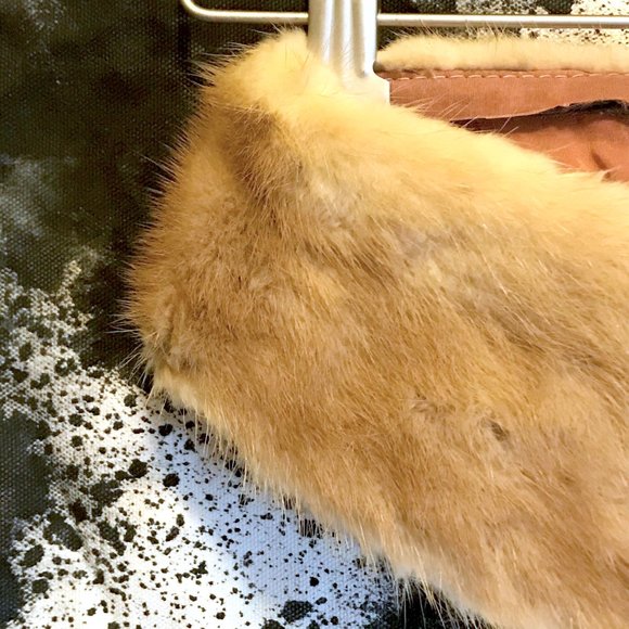 fur jacket collar - Picture 3 of 11